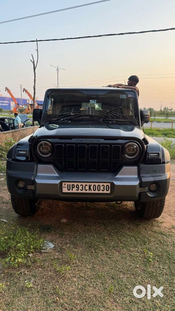 Mahindra Thar Roxx Diesel 2025 4x4 Automatic Black