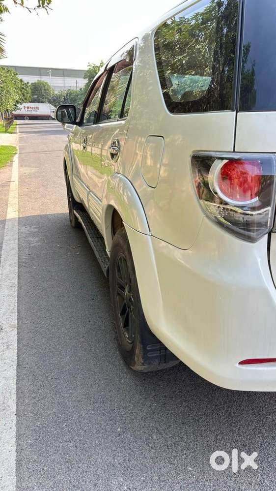 Toyota Fortuner 3.0 D-4d 2015 Model