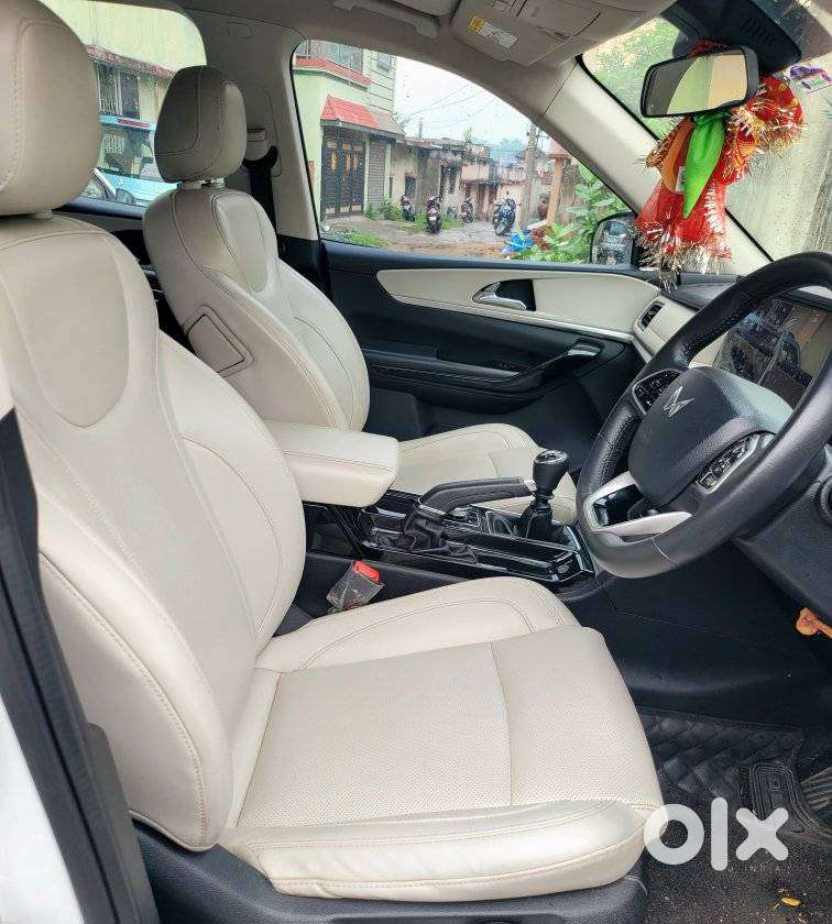 Mahindra Xuv700 2.2 Ax 7 Diesel Mt Str, 2023, Diesel