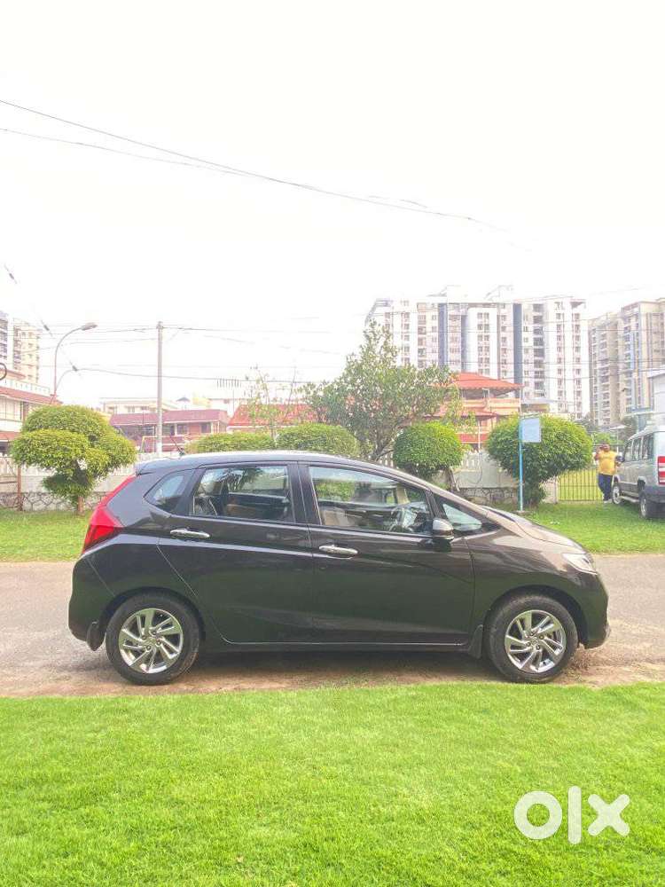 Honda Jazz 1.2 Zx Cvt I-vtec, 2022, Petrol