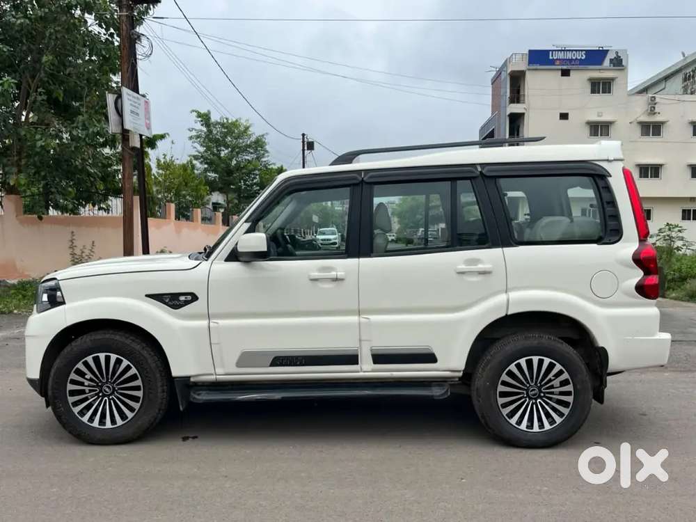 Mahindra Scorpio Classic 2024 Diesel 37000 Km Driven