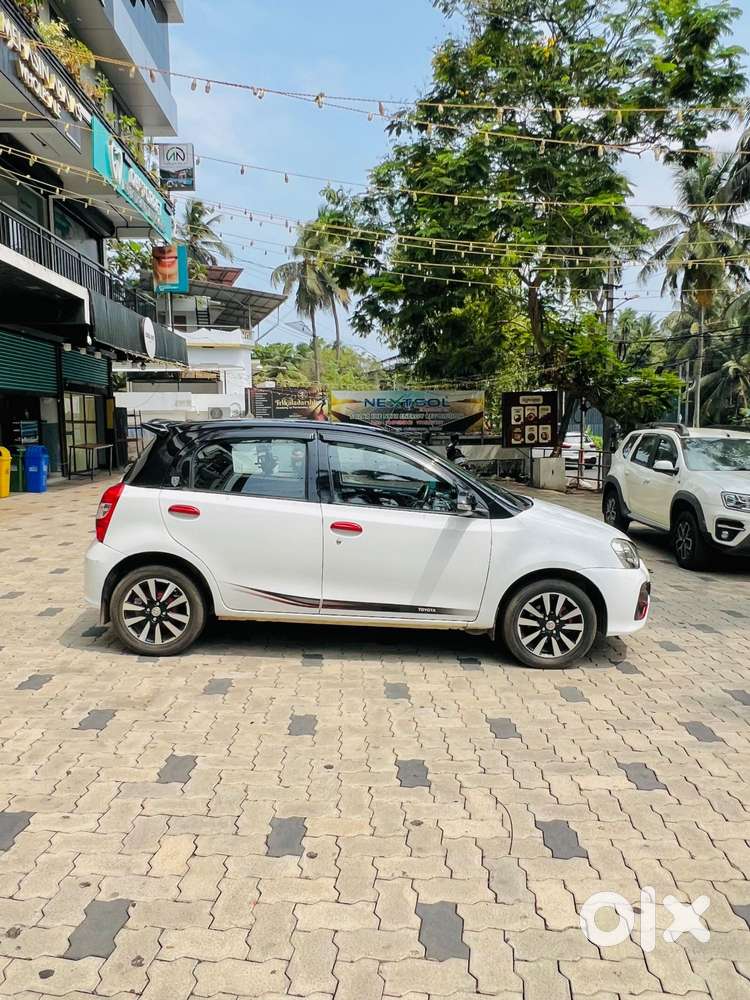Toyota Etios Liva 1.2 Vx Dual Tone Limited Edition Petrol, 2018, Pet..