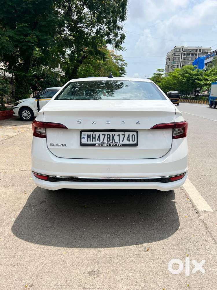 Skoda Slavia 1.0 Tsi Style At, 2023, Petrol
