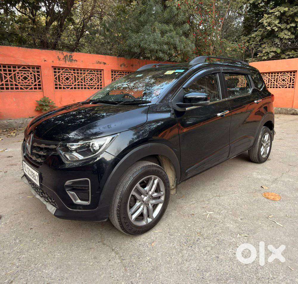 Renault Triber Rxz, 2024, Petrol