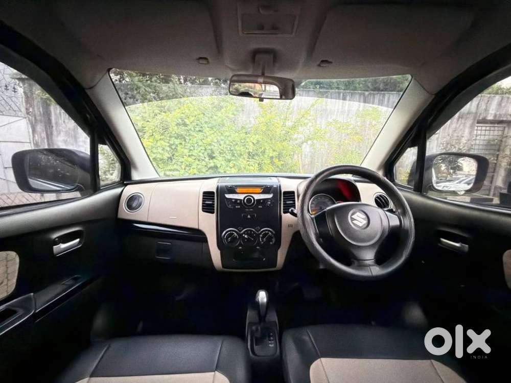 Maruti Suzuki Wagon R Vxi Amt1.2, 2017, Petrol