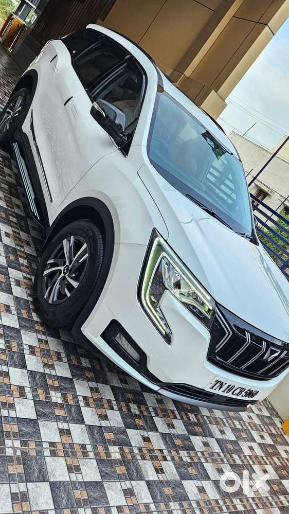 Mahindra Xuv700 2.2 Ax 7 Diesel At Str, 2025, Diesel