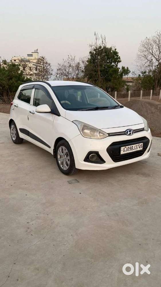 Hyundai Grand I10 Sportz 1.2 Kappa Vtvt, 2016, Cng & Hybrids