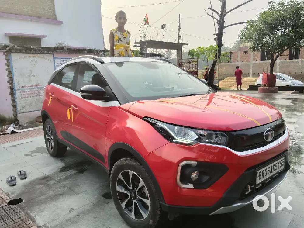 New Condition Sunroof Bhi Hai Jinko Lena Hai Vah Call Karen