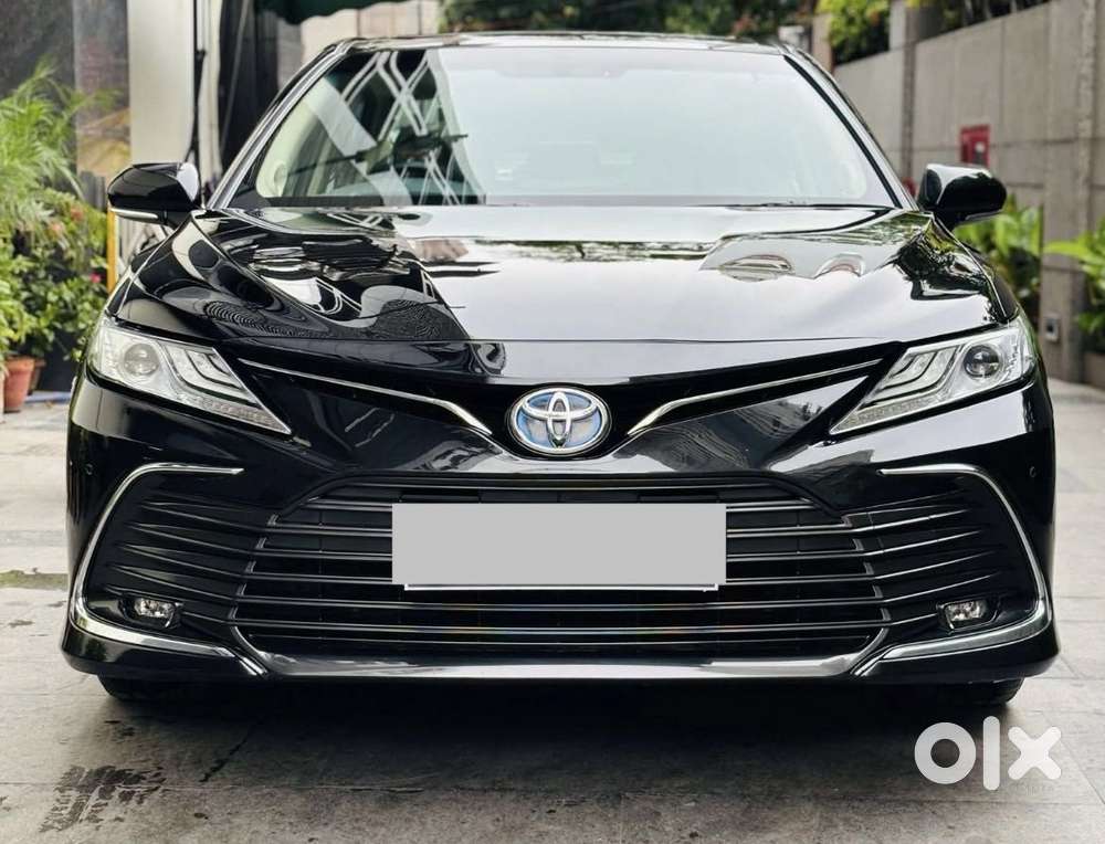 Toyota Camry Hybrid, 2024, Petrol