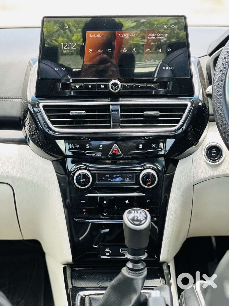 Mahindra Xuv 3xo Ax7 Diesel Mt, 2024, Diesel