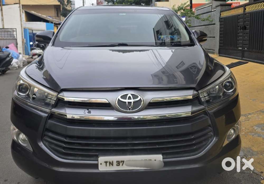 Toyota Innova Crysta 2.4 V 8 Str, 2017, Diesel