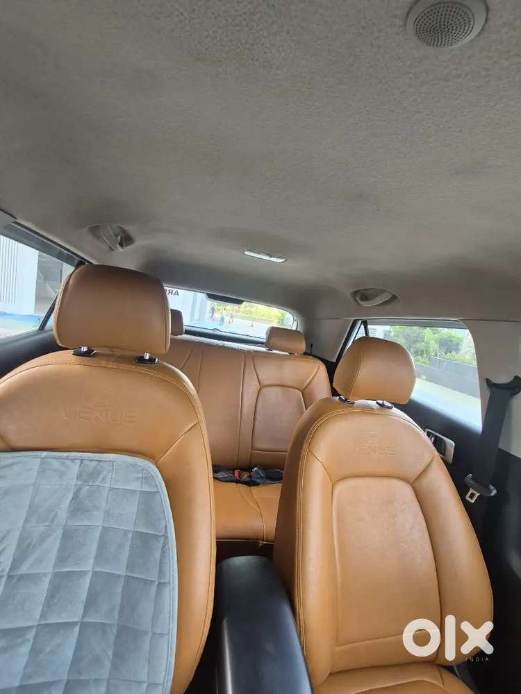 Hyundai Venue 2022 Petrol 62430 Km Driven