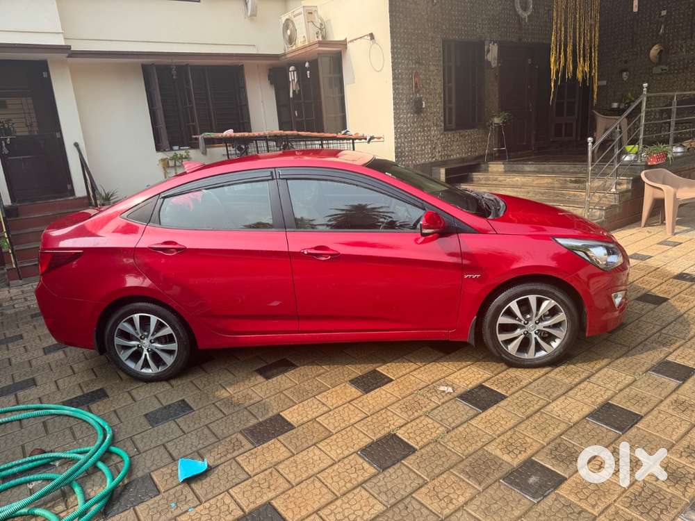 Hyundai Verna Fluid 1.6 Manual Vtvt Sx