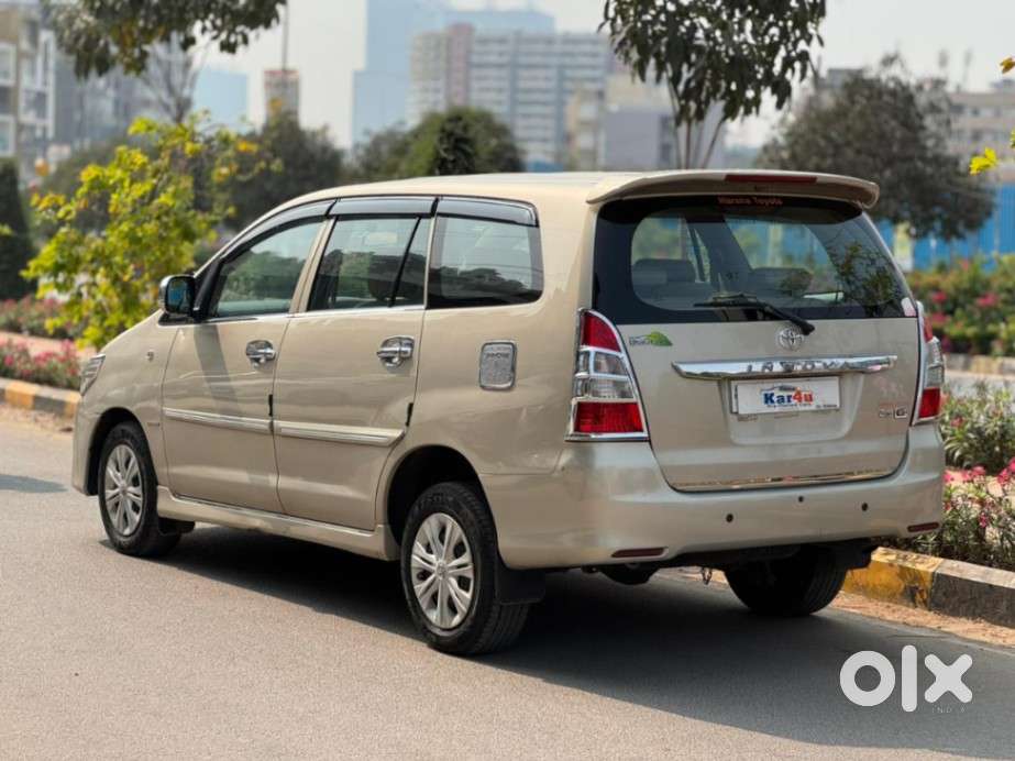Toyota Innova 2.5 G (diesel) 8 Seater, 2013, Diesel