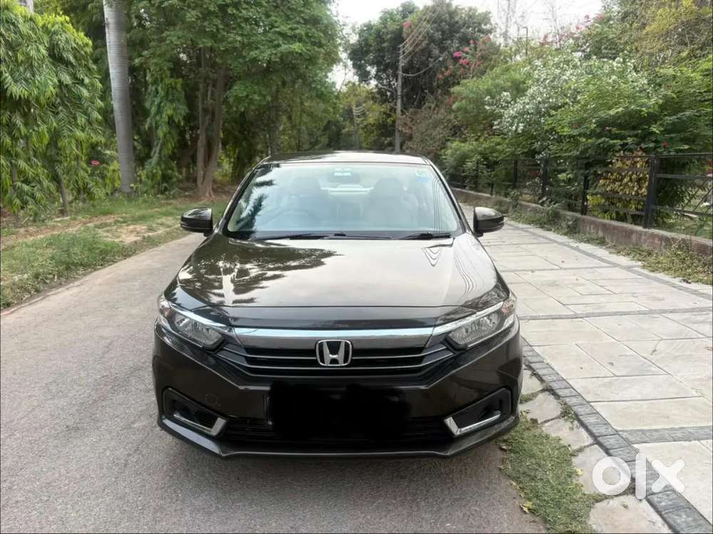 Honda Amaze 2023 Petrol 14000 Km Driven