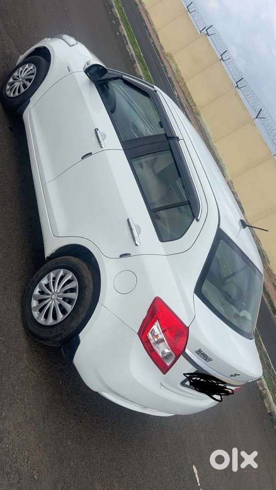 Maruti Suzuki Swift Dzire 2015