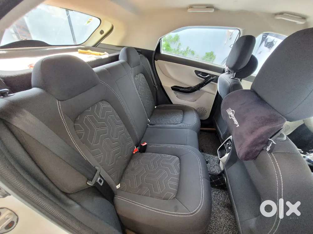 Tata Nexon 2020 Xz Petrol Manual Calgary White