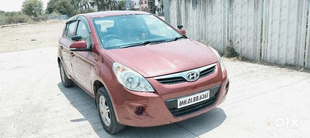 Hyundai I20 Sports 2012 Petrol+cng Well Maintained Imaculate Condition