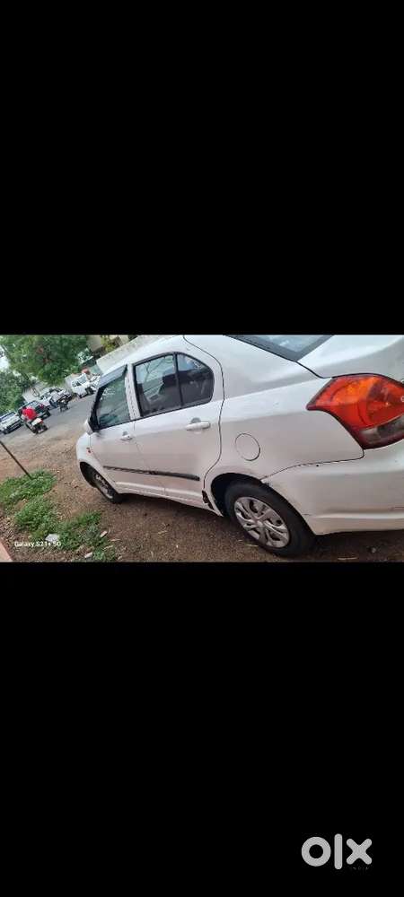 Maruti Suzuki Dzire 2015