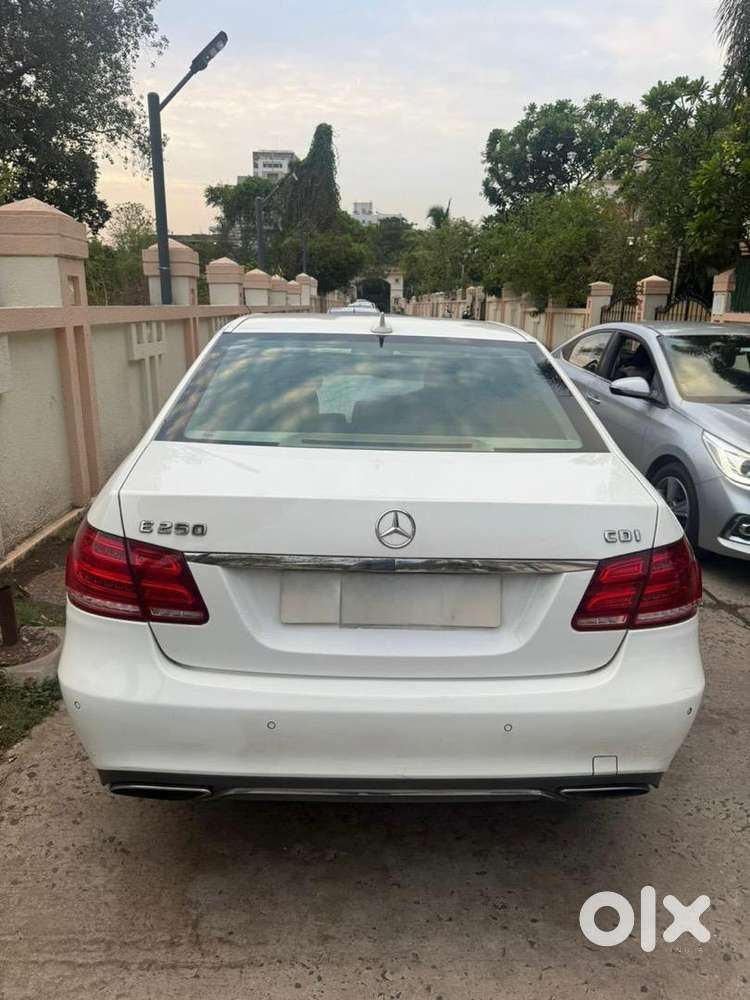 Mercedes-benz 2013 Diesel Automatic. Upgraded With New Perfomance Tyre