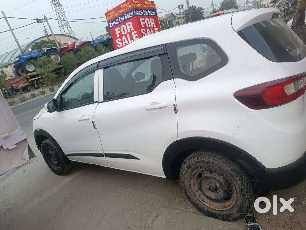 Renault Triber 1.0 Rxe, 2020, Petrol