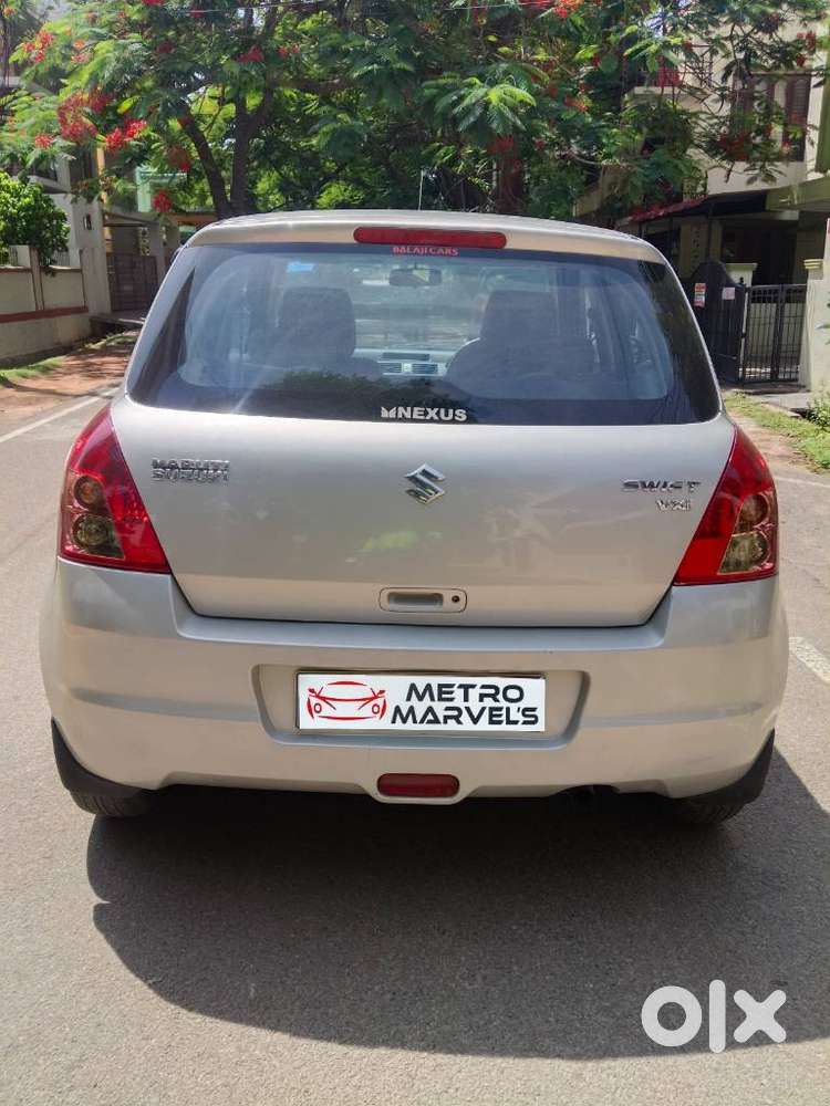 Maruti Suzuki Swift Vxi Bsiv, 2011, Petrol