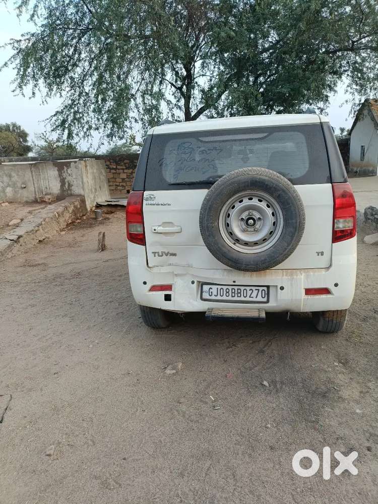 Mahindra Tuv 300