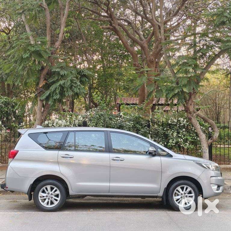 Toyota Innova Crysta 2.4 G Mt 7 Str, 2023, Diesel