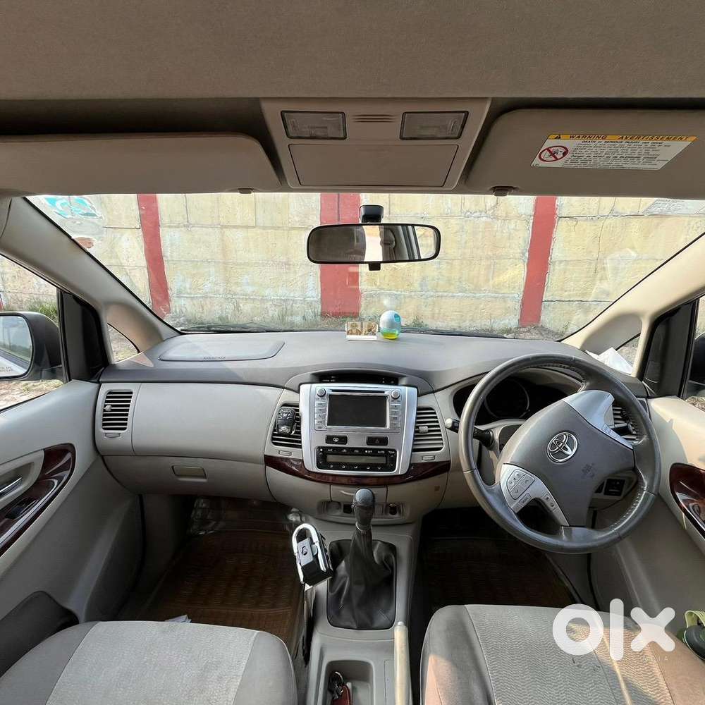 Toyota Innova 2.5v  Army Officer Owned L Original Condition