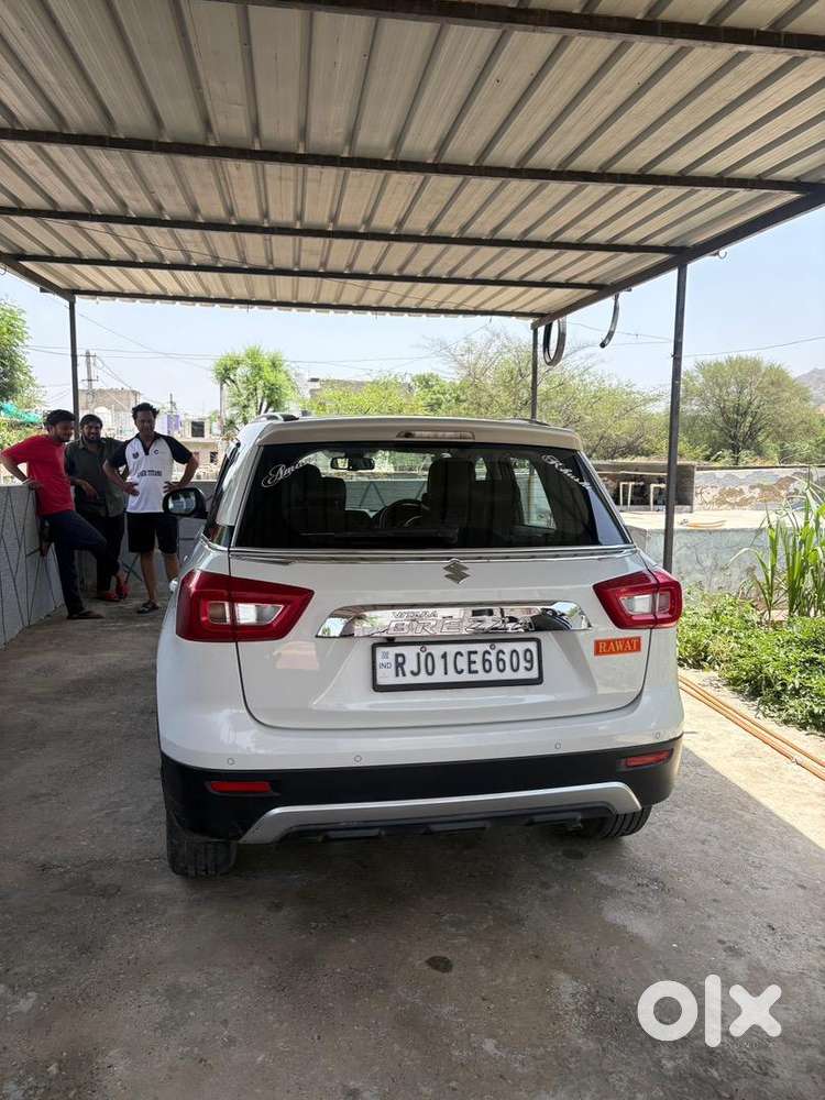Brand New Condition Petrol Well Maintained 1st Owner