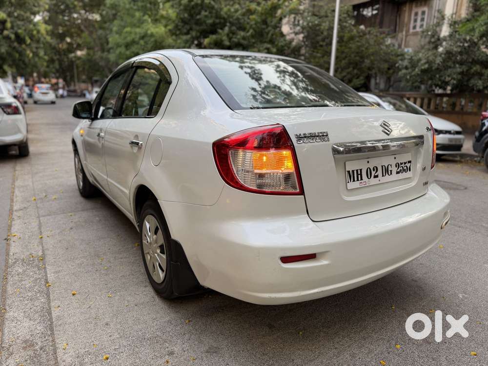 Maruti Suzuki Sx4 Vxi Bsiv, 2013, Petrol