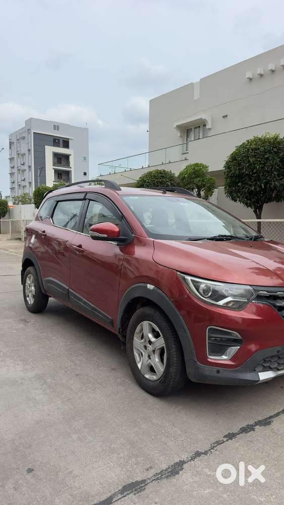 Renault Triber Rxz, 2019, Petrol