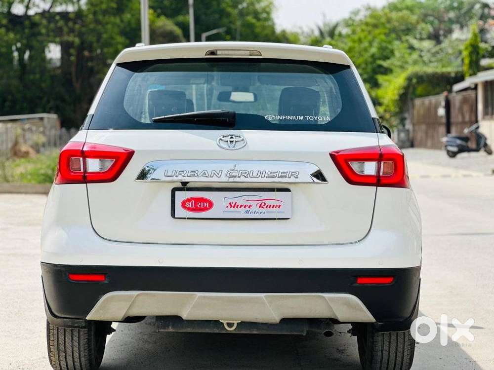 Toyota Urban Cruiser 1.5 Premium Grade At, 2022, Petrol