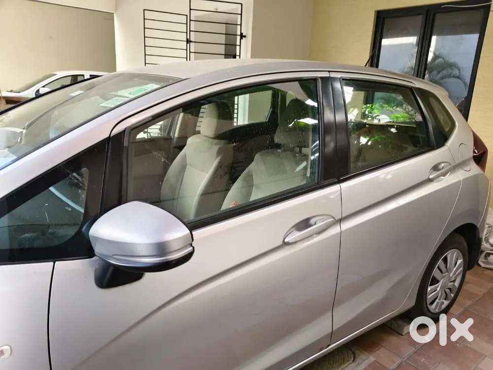 Hondas Jazz 2015 Model Petrol ( Perfect Condition)