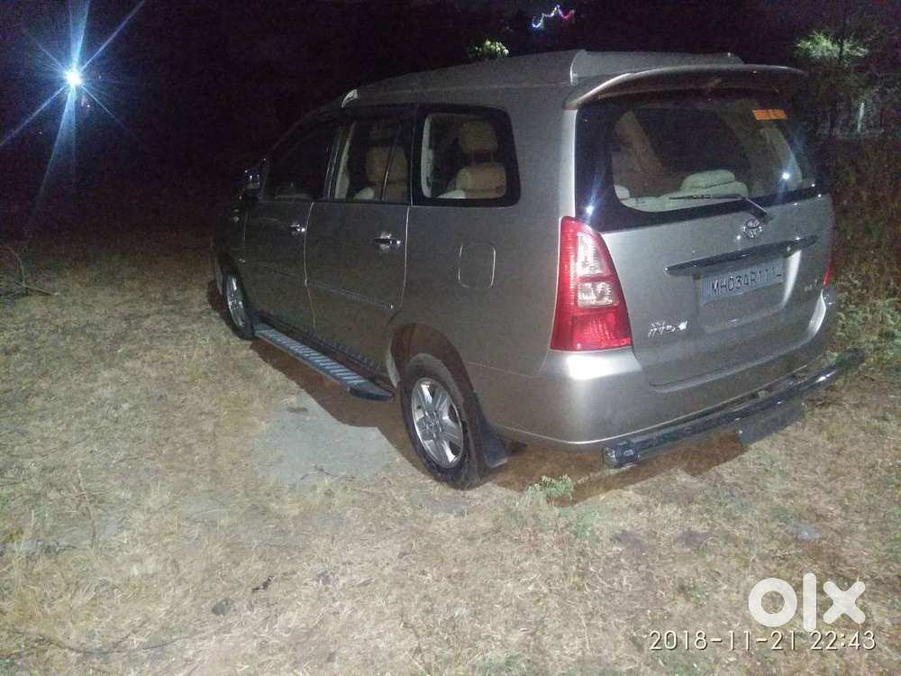 Toyota Ceo Co. Maintained 2008 Innova 2.5v Diesel 2.25l Km City 14kmpl
