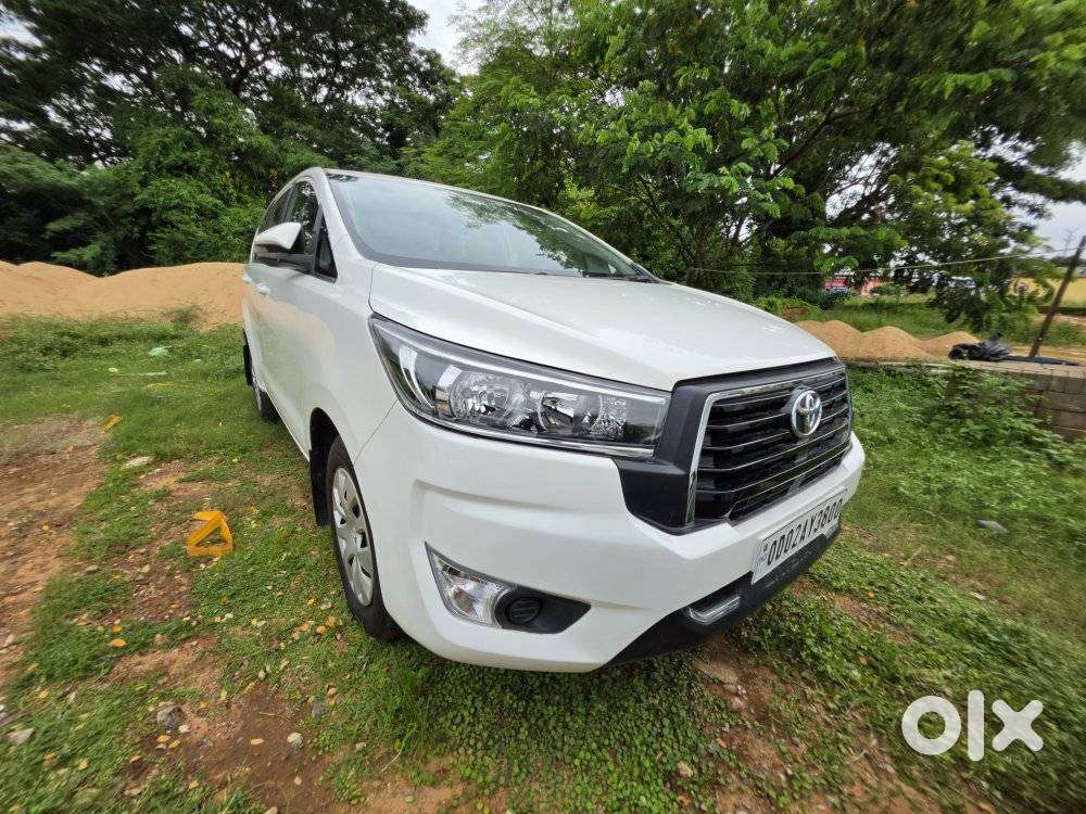Toyota Innova Crysta 2.4 Gx Mt, 2019, Diesel