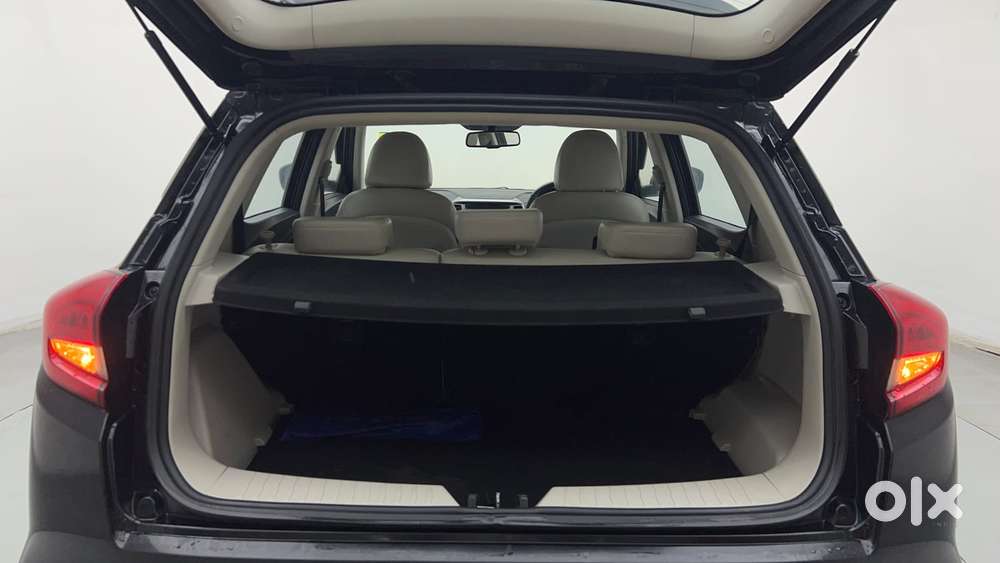 Mahindra Xuv300 W8 Option, 2021, Petrol