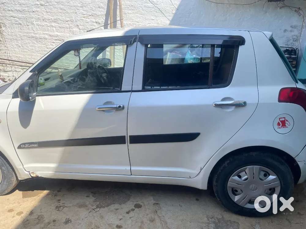 Gaadi Deni Hai Bilkul New Condition Petrol Model