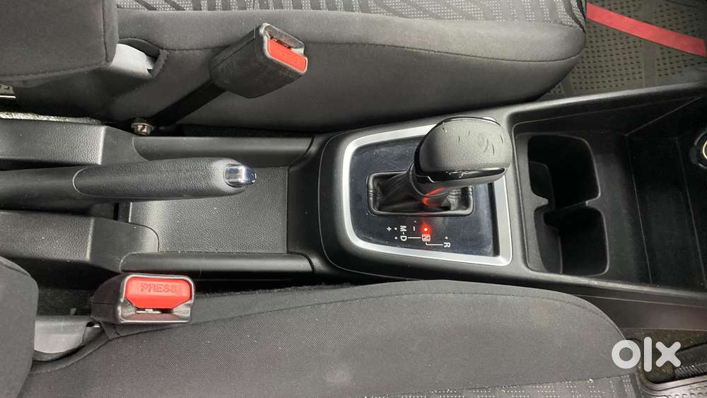 Maruti Suzuki Swift Amt Zxi, 2018, Petrol