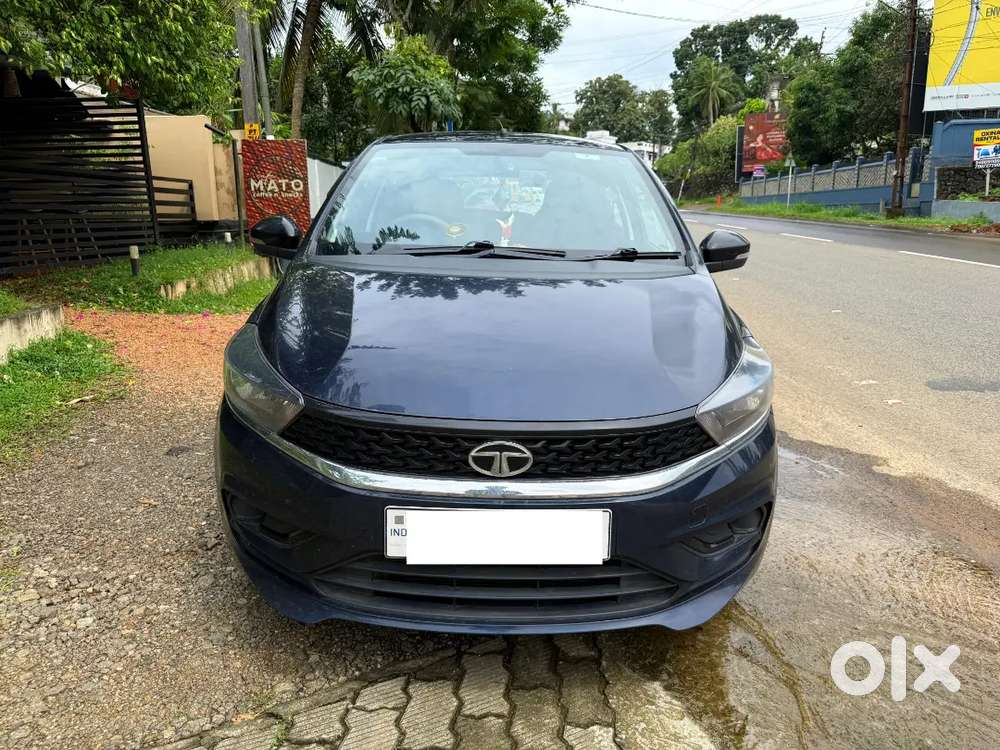 Tata Tiago Xta Automatic