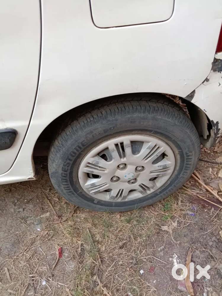 Santro At Automatic Car 72000 Km Driven Only In Rs 70,0000