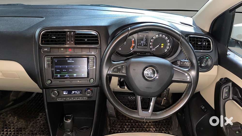 Skoda Rapid 1.6 Mpi At Style, 2019, Petrol