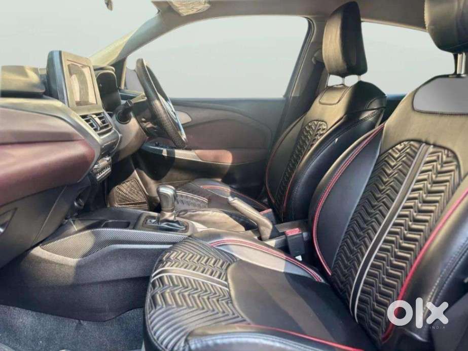 Maruti Suzuki Fronx Delta Plus 1.2l Ags, 2023, Petrol