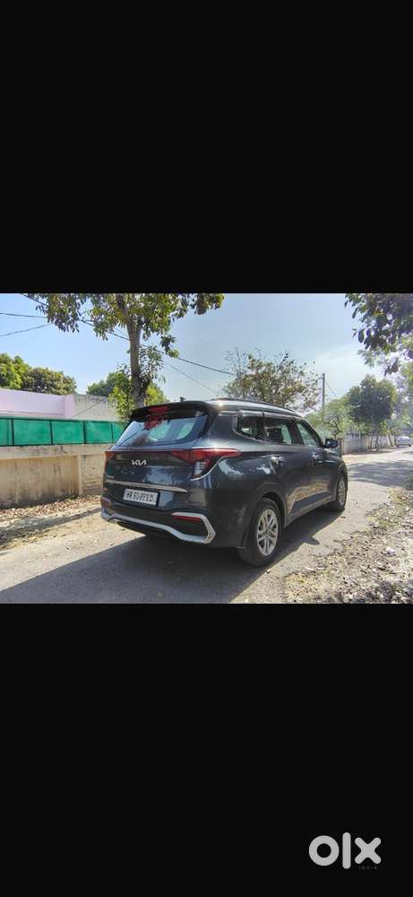 Kia Carens 2022 Diesel Well Maintained