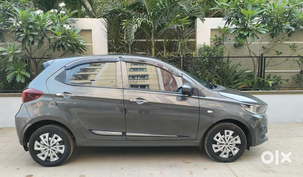 Tata Tiago 1.2 Revotron Xm Cng, 2022, Cng & Hybrids