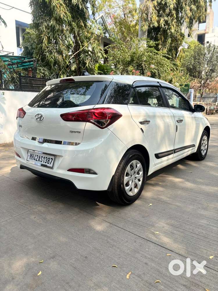 Hyundai Elite I20 Sportz (o) 1.4, 2017, Petrol