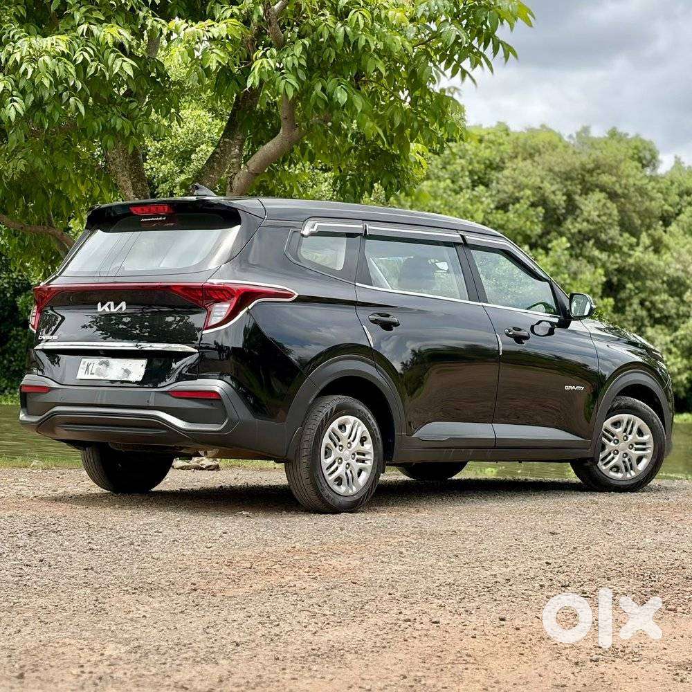 Kia Carens G1.5 6mt Gravity, 2024, Petrol