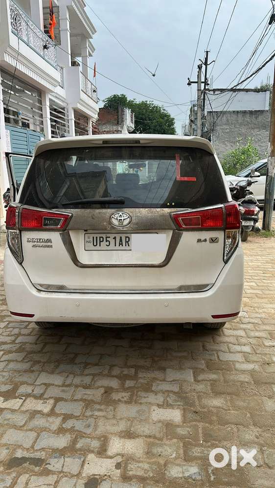 Toyota Innova Crysta 2019