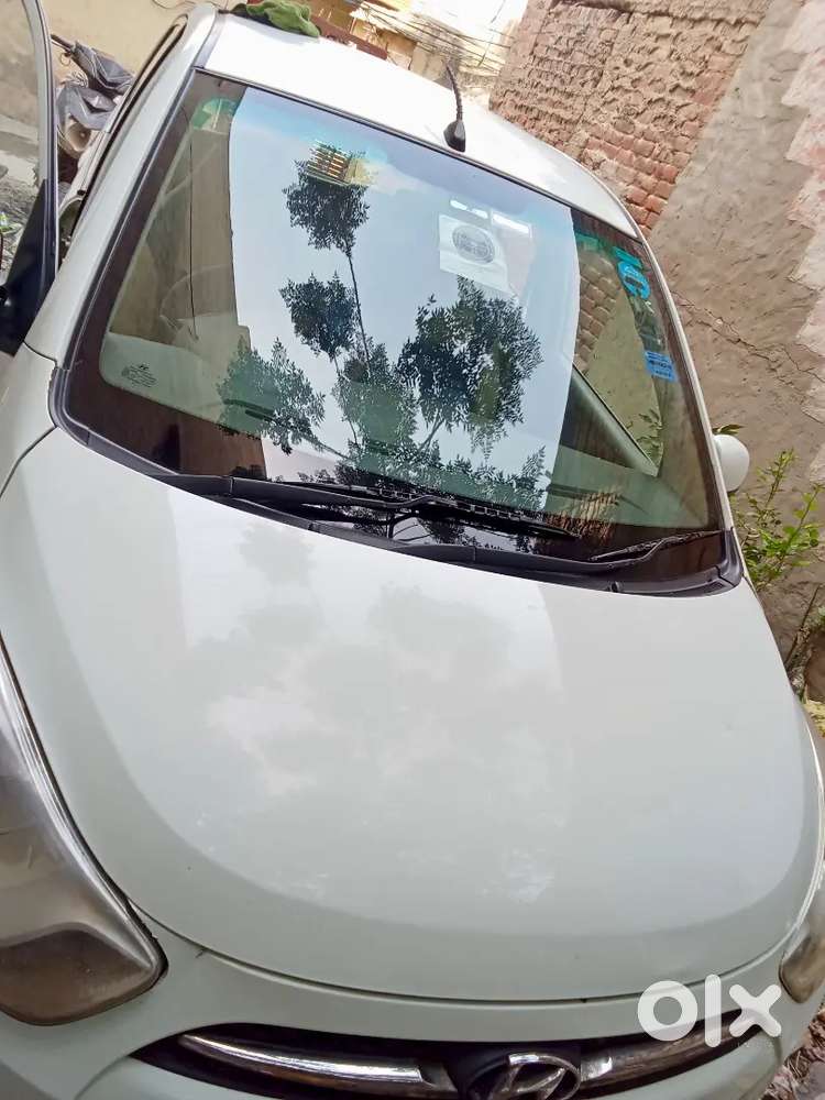 Hyundai I10 2012 Petrol 77600 Km Driven