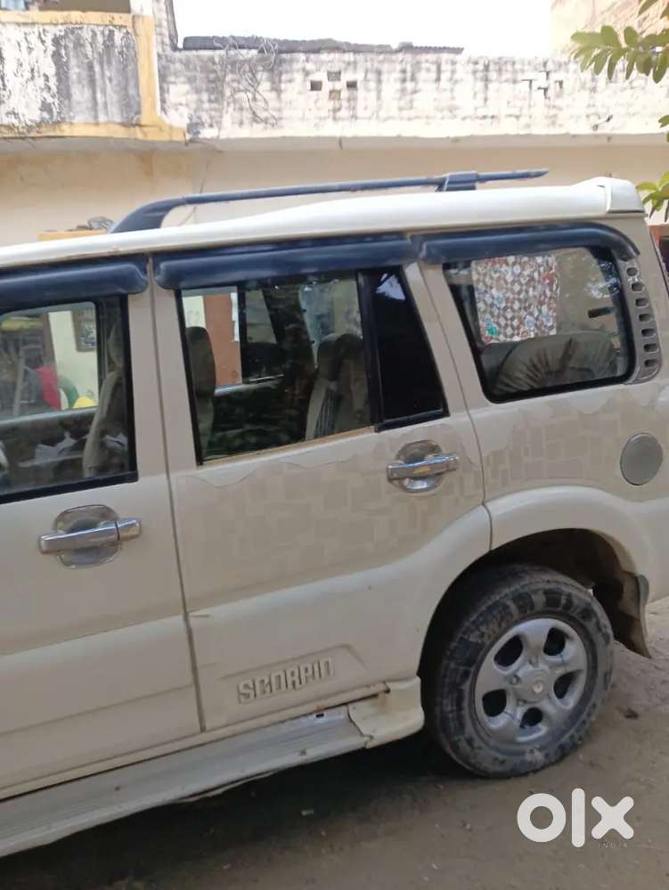 Mahindra Scorpio Classic 2011